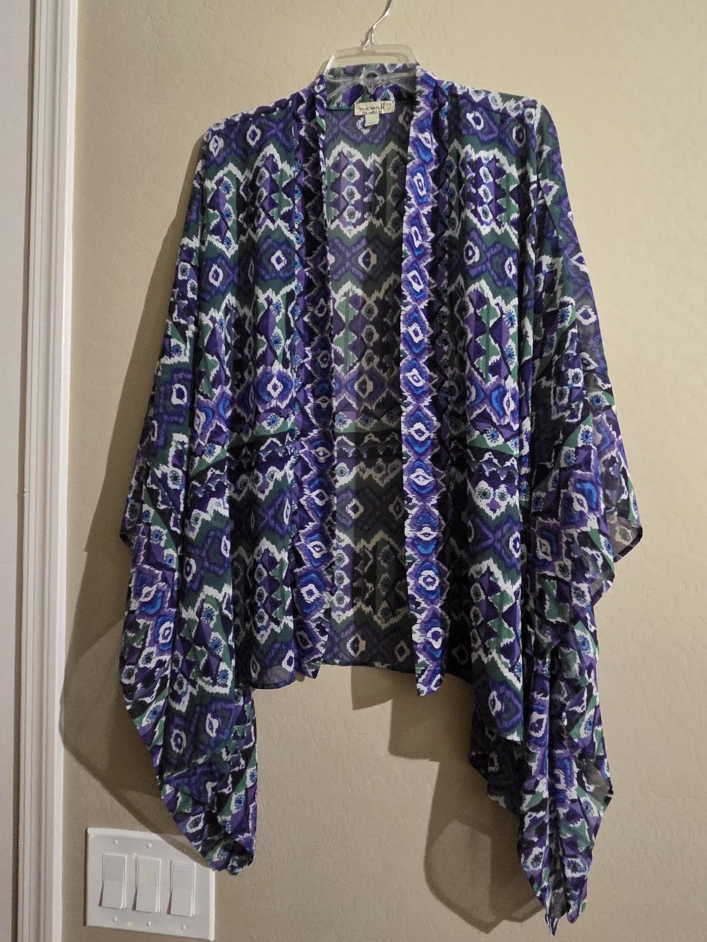 ONE WORLD Geometric Open-Front Kimono in Purple, Teal & White
